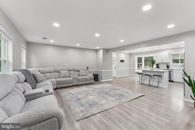 2577 Laurel Branch Dr, Waldorf, MD 20603 - photo 4