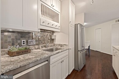 Woodbury Heights Condominium unit 606, Arlington, VA 22201 - photo 4