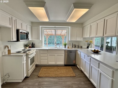 1246 Montecello Dr, Eugene, OR 97404 - photo 7