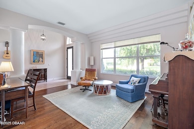 1214_Hampstead_Ln-10