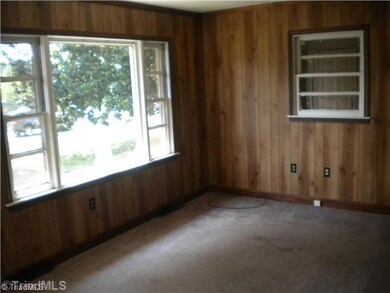 3004 Wilkesboro Hwy, Statesville, NC 28625 - photo 5