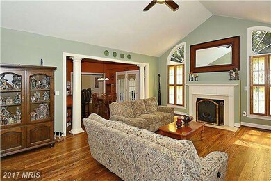 706 Irvine Bank Ln, Purcellville, VA 20132 - photo 7