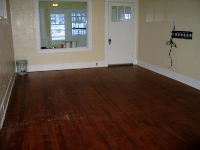 Living room - Another view