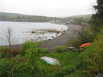 View. Low tide at Hull s Cove