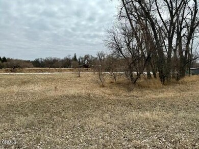 1675 Far Dr W, Bismarck, ND 58504 - photo 7