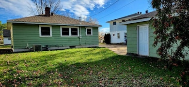 2709 Diane Ln, Hibbing, MN 55746 - photo 2