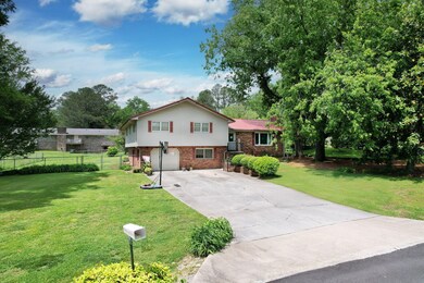 423 Hasty Dr, Tunnel Hill, GA 30755 - photo 2