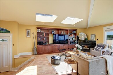 701 Cedar St, Edmonds, WA 98020 - photo 4