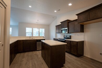 17255 Avocet Dr, Bend, OR 97707 - photo 2