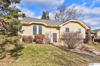 340 Windsor Dr, Papillion, NE 68046 - photo 2