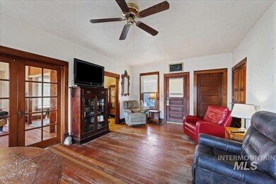 210 N 3rd St, Parma, ID 83660 - photo 7