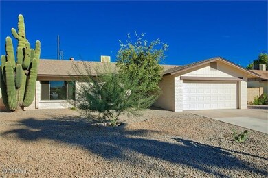 806 E Drake Dr, Tempe, AZ 85283 - photo 3