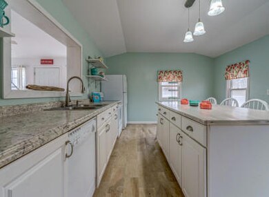 Spacious Eat-In Kitchen