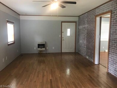 1415 Oakland Ave, Asheboro, NC 27203 - photo 6