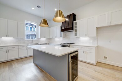 4212 Schuler St unit B, Houston, TX 77007 - photo 4