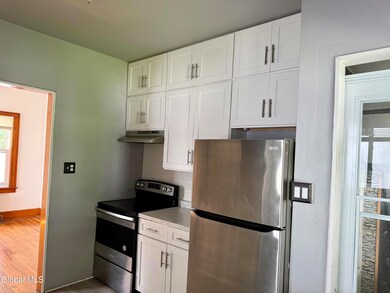 194 Elm St, Cobleskill, NY 12043 - photo 5