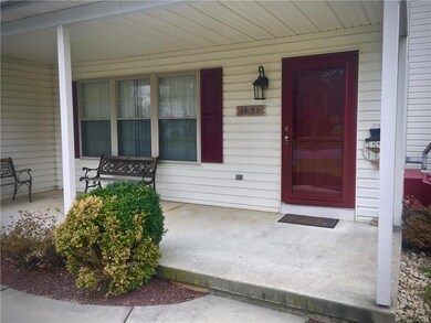 1650 Lamplighter Dr, Macungie, PA 18062 - photo 2