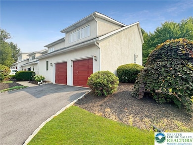 9 Aspen Ct, Easton, PA 18040 - photo 2