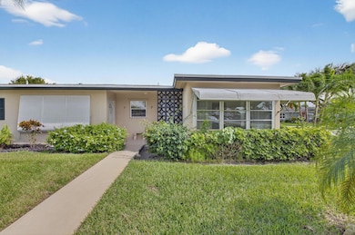 1025 South Dr unit D, Delray Beach, FL 33445 - photo 2