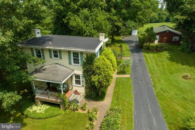 964 Dampman Rd unit 2, Honey Brook, PA 19344 - photo 3