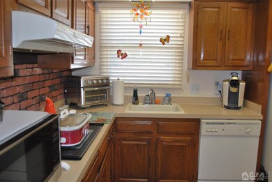 A Old Nassau Rd unit 379A, Monroe Township, NJ 08831 - photo 7