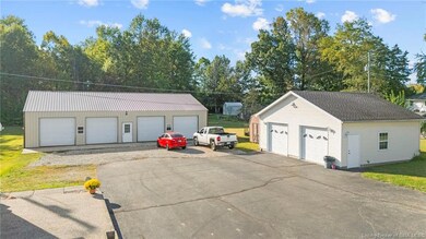 123 S Dowling St, Austin, IN 47102 - photo 4