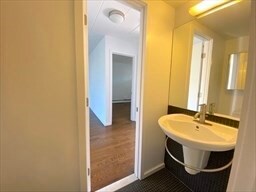 345 Harvard St unit 3F, Cambridge, MA 02138 - photo 5