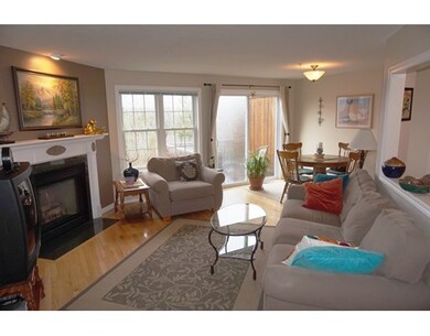 104 Bridle Cross Rd unit 104, Fitchburg, MA 01420 - photo 3