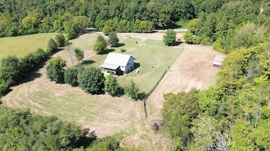 1919 Bear Creek Rd, Collinwood, TN 38450 - photo 6