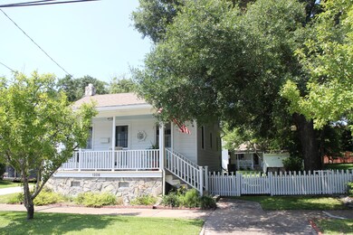 Cottage Charm