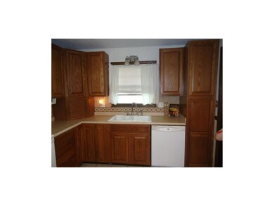 Easy to Work-In Kitchen!