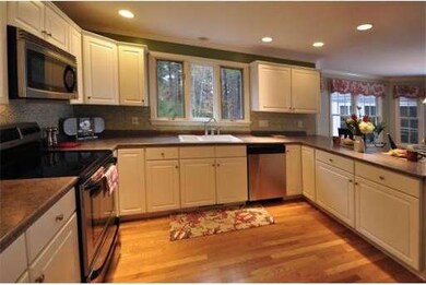 70 Lost Pond Ln, North Andover, MA 01845 - photo 2