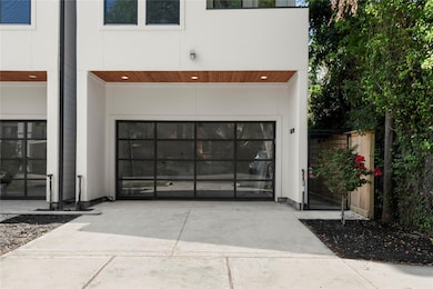 5117 Schuler St unit B, Houston, TX 77007 - photo 2