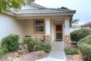 Entry-Front Porch (2)