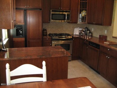 500 Braeburn Path, Matamoras, PA 18336 - photo 5