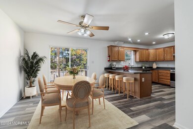 16-Dining and Kitchen OPTION 2