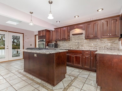 270 E Southmor Rd, Morris, IL 60450 - photo 7