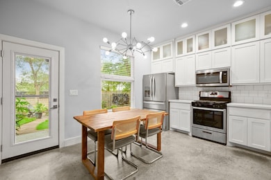 1220 Delano St unit B, Austin, TX 78721 - photo 7