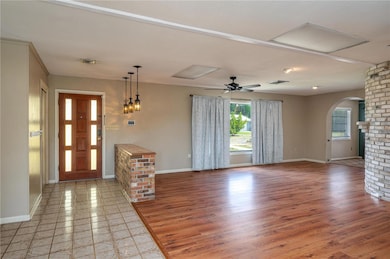 343 W B St, Frostproof, FL 33843 - photo 5