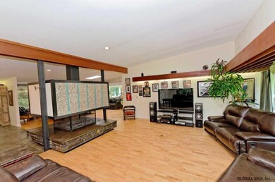 18 Ledgestone Rd, Troy, NY 12180 - photo 4