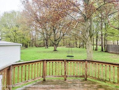 5143 Bogart St, Lansing, MI 48911 - photo 7