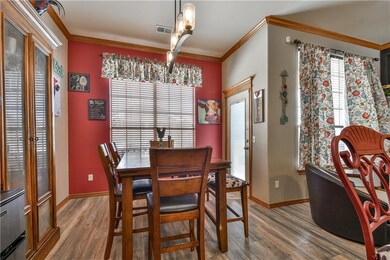 2633 SE 10th St, Moore, OK 73160 - photo 7