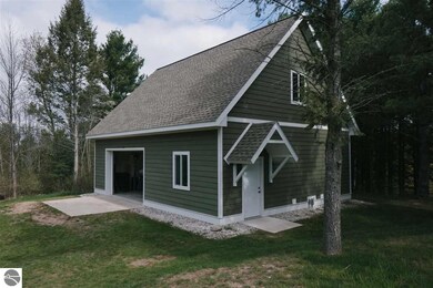 7363 E Lakeview Hills Rd, Traverse City, MI 49684 - photo 4