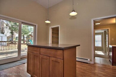 185 Spruce St, Archbald, PA 18403 - photo 7