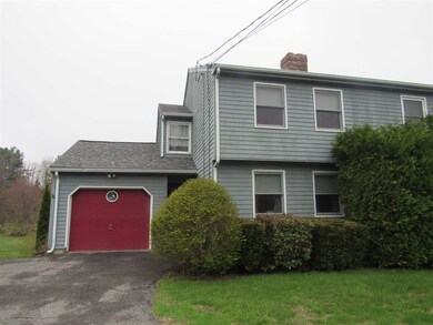 112 Hampstead Rd unit 2, Derry, NH 03038 - photo 3