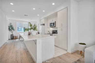 314 Bridgewater Way unit 2, Gardena, CA 90247 - photo 5