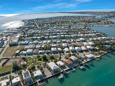 300 3rd St, Key Colony Beach, FL 33051 - photo 4