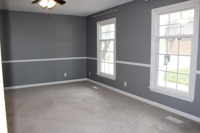 5200 Kenwood Dr, Newburgh, IN 47630 - photo 4