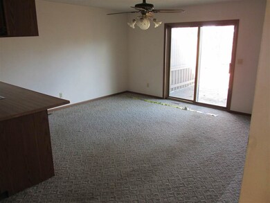 1308 Rainbow Dr, Cedar Falls, IA 50613 - photo 5