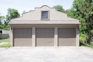 166 High St unit 2B, Westerly, RI 02891 - photo 2